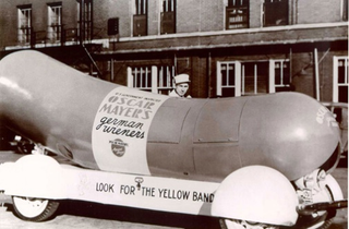 Illustration for article titled Ten-Pack Of Dogs: History Of The Wienermobile